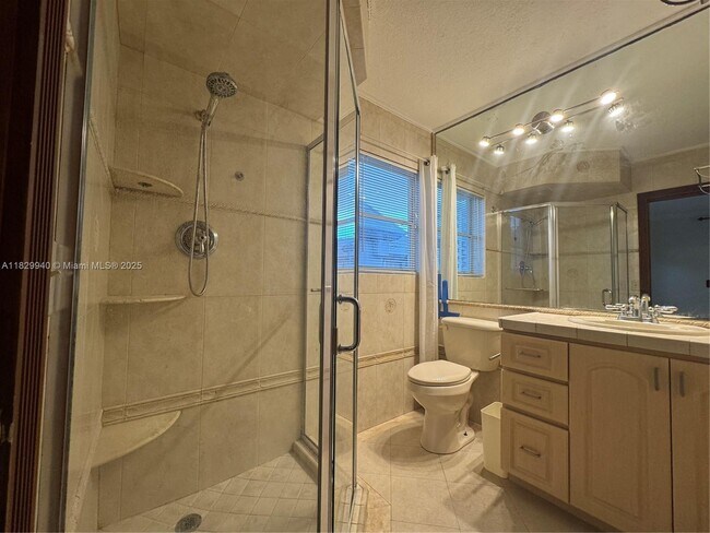 Building Photo - 7516 E Treasure Dr