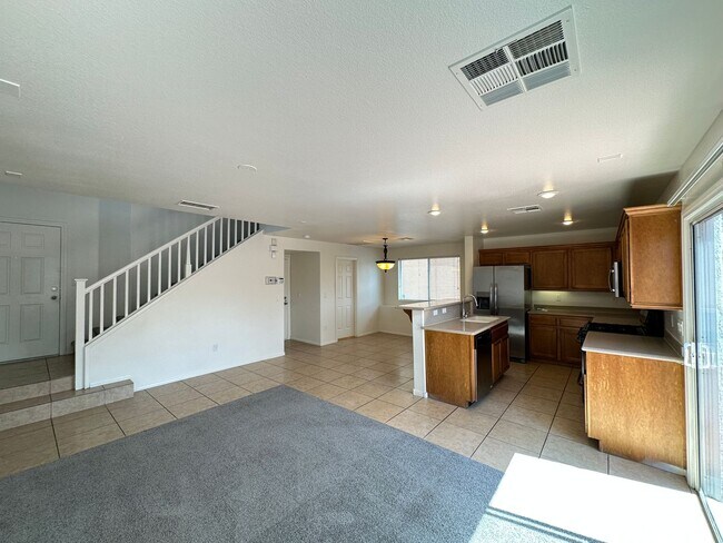 Building Photo - WARM SPRINGS TORREY PINES 10