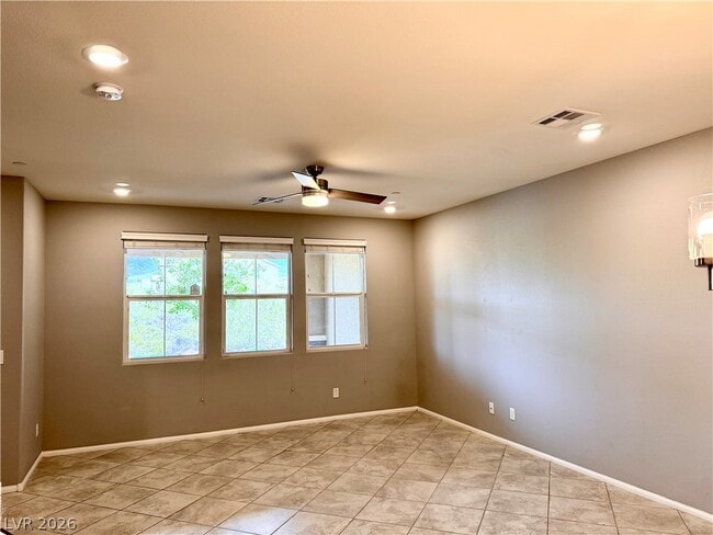 Building Photo - 2848 Alenga St