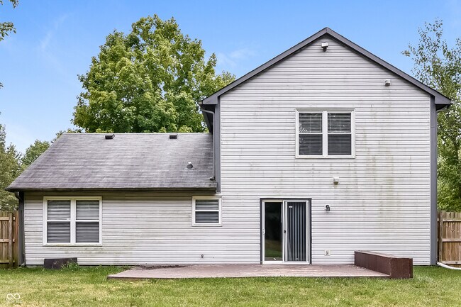 Building Photo - 12218 Van Spronsen Ct