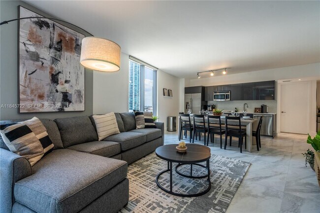 Building Photo - 31 SE 6th St