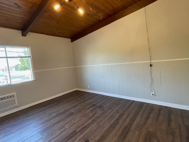 Main area on entry - 400 S Ashland Ave