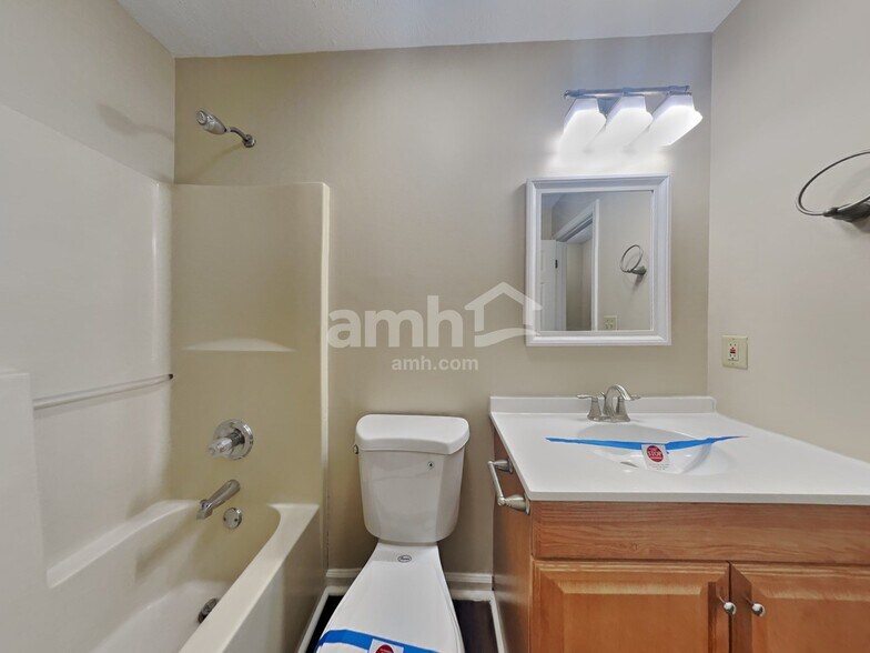 Building Photo - 5568 Alcott Ln