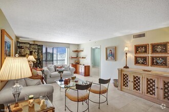 Building Photo - 2 br, 2 bath Condo - 15355 Lakes of Delray...