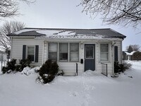 Building Photo - 727 N Brandon Ave