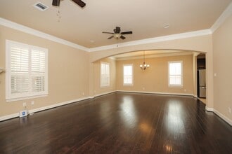 Building Photo - 11002 Upland Forest Dr