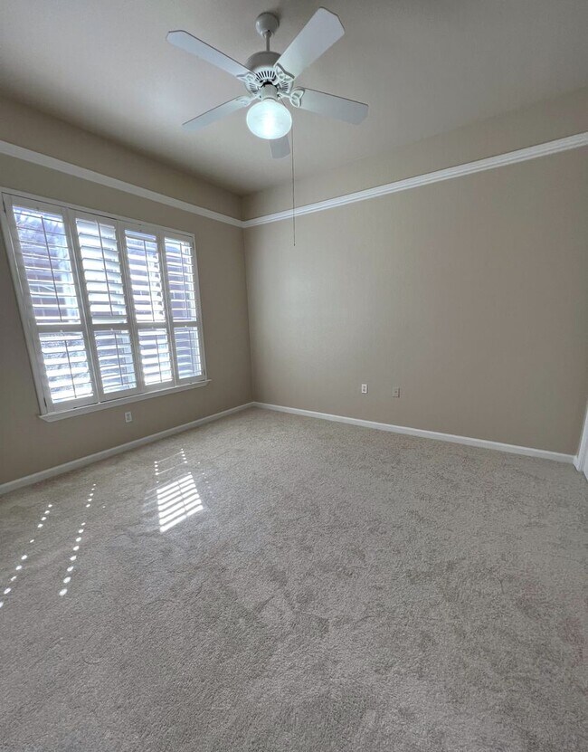 Building Photo - 106 Morning Glory Cir