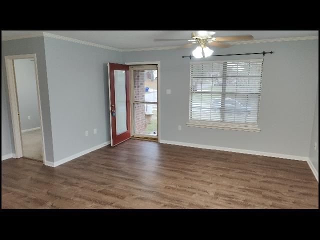 Building Photo - 1405 Appalachian Dr