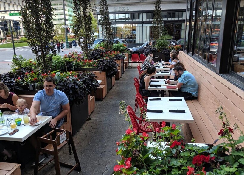 Building Photo - 525 W Lafayette Blvd