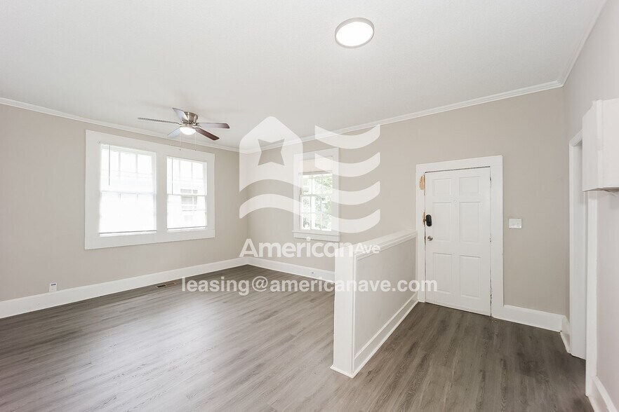 Building Photo - 12 Woodland Cir