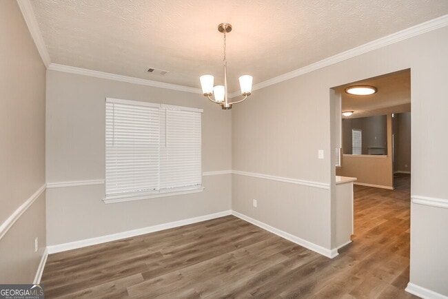 Building Photo - 5621 Winchester Pl
