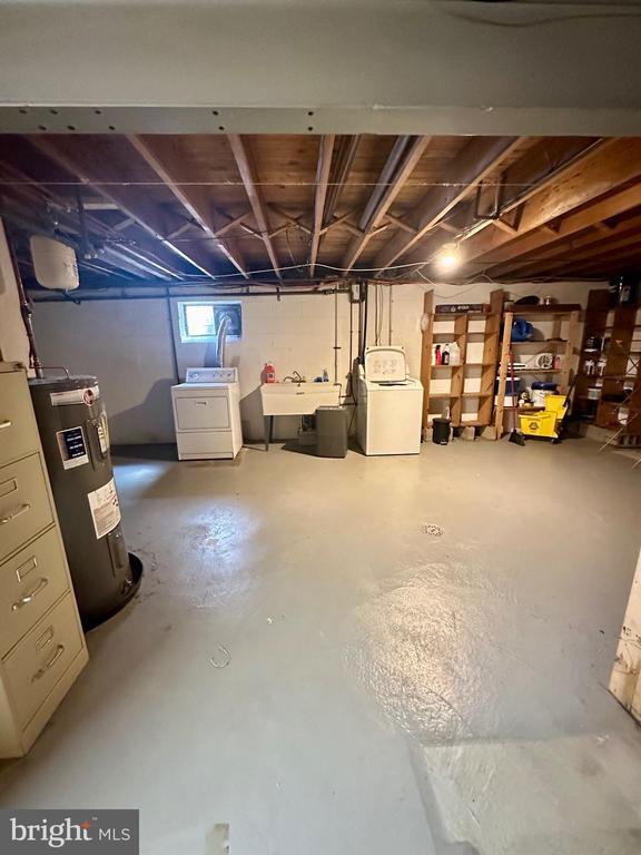 Building Photo - 29 Downing Cir