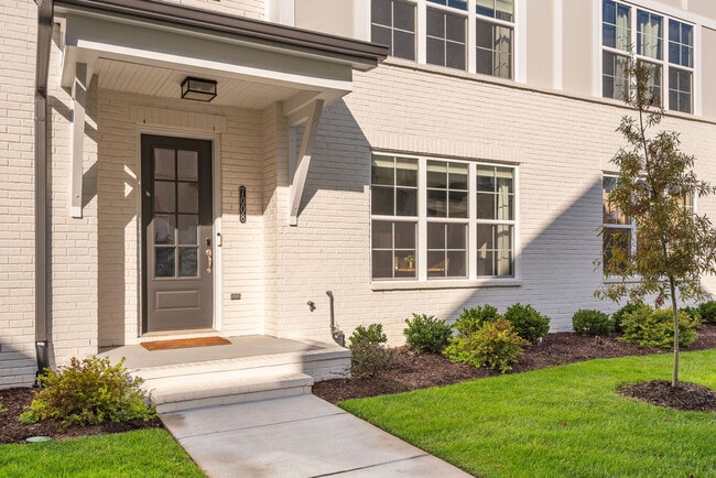 Building Photo - 7008 Westside Cir