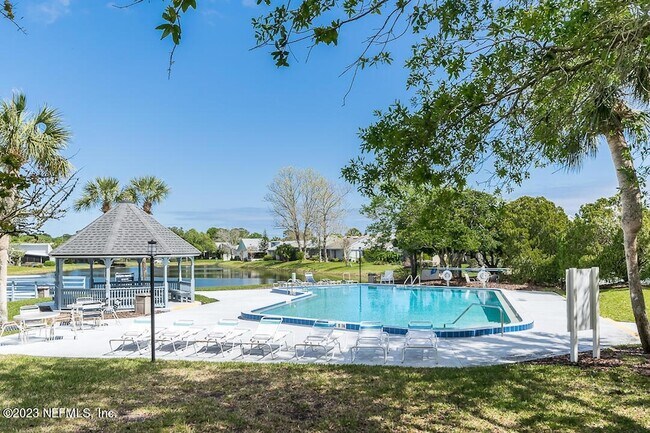 Building Photo - 114 Colombard Ct