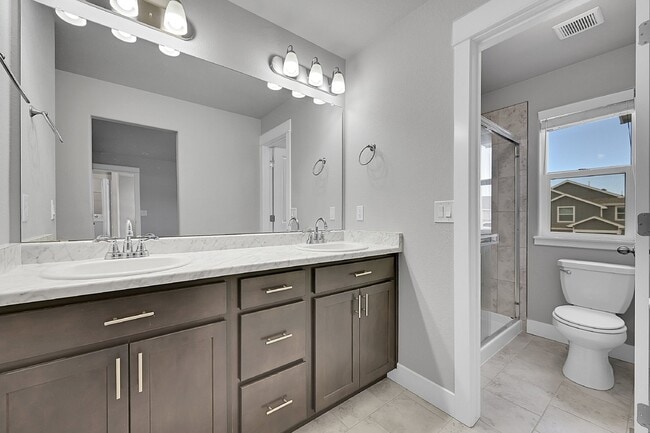 Building Photo - $2,300.00, 3 Beds, 2.5 Baths, Single Famil...