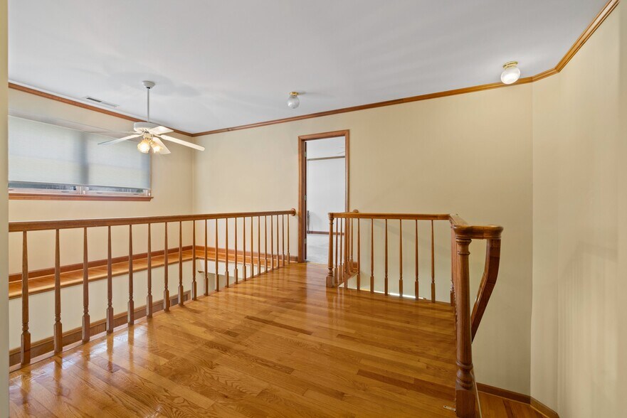 Building Photo - 3010 Eaker Dr