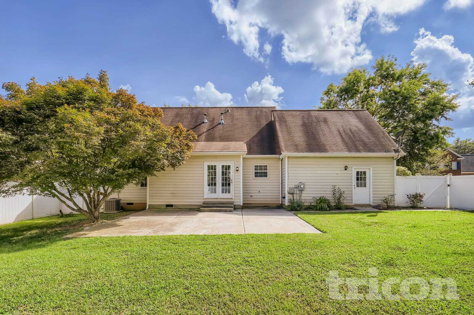 Building Photo - 149 Red Tip Ln