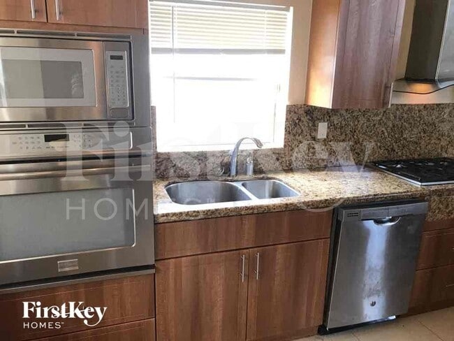 Building Photo - 12721 SW 20th St