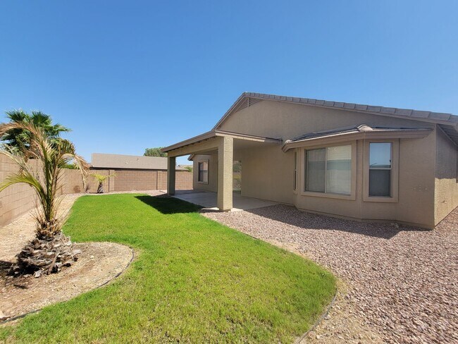 Building Photo - Excellent neighborhood in Goodyear!