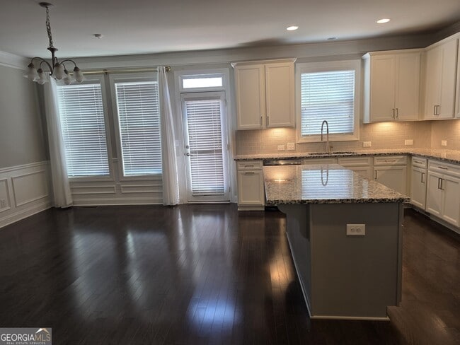 Building Photo - 4158 Butler Dr