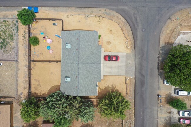 Building Photo - 6284 N Buckboard Dr