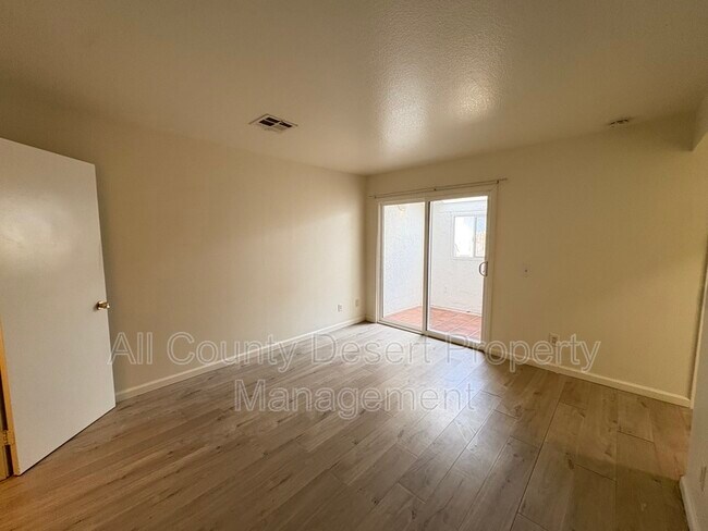 Building Photo - 33687 Whispering Palms Trail