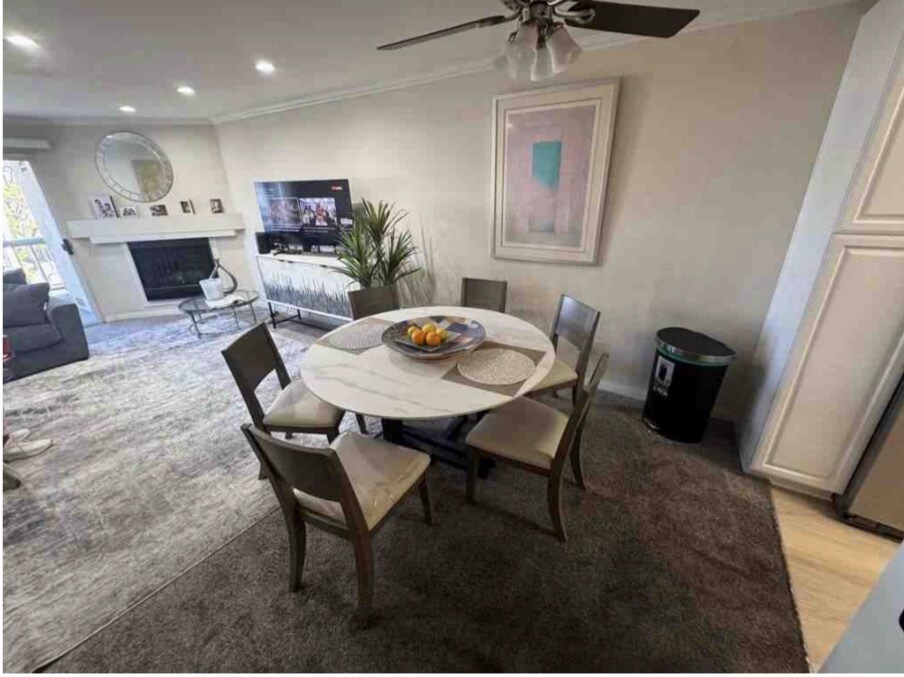Dining Room - 5545 Canoga Ave