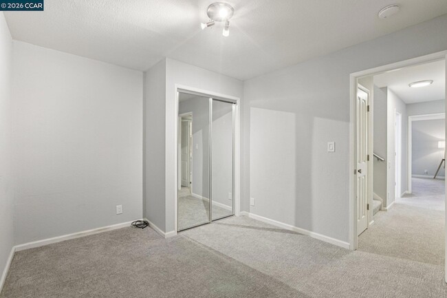 Building Photo - 1541 Moraga Way