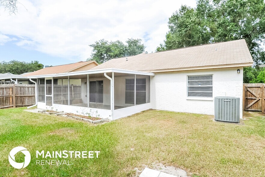 Building Photo - 4633 Cabbage Palm Dr