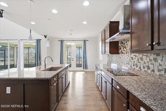 Building Photo - 102 Ann Scott Dr