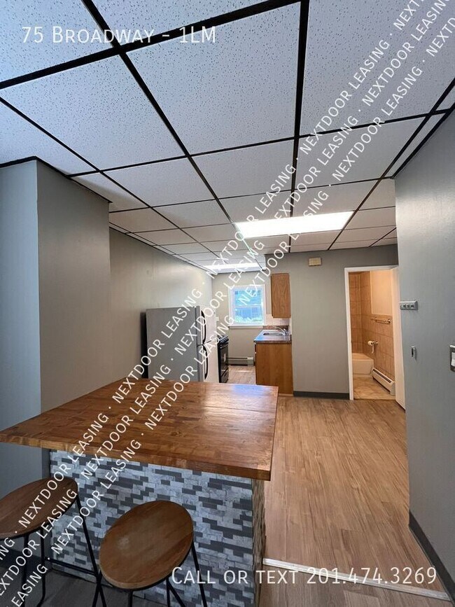Building Photo - 75 Broadway-1LM