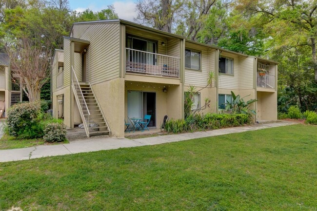 Building Photo - Tumblin Creek D-22