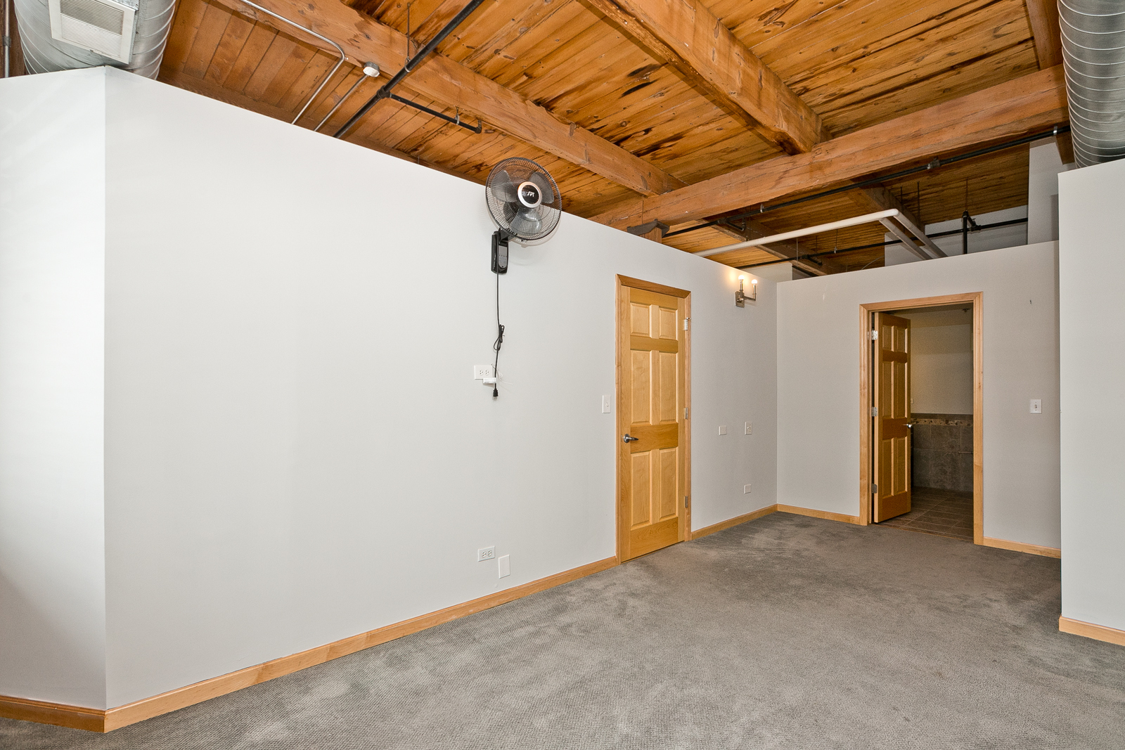 Building Photo - 625 W Jackson Blvd
