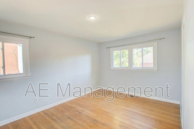 Building Photo - 1373 Coral Pl