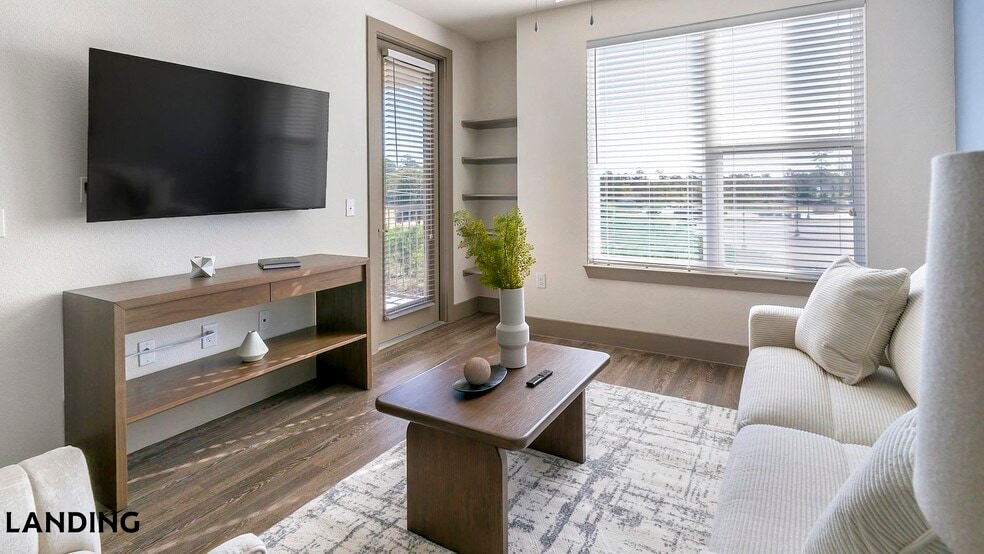Building Photo - 300 Enclave Dr