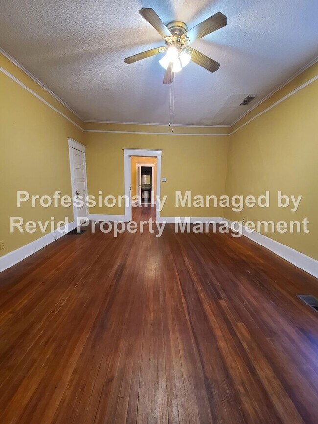 Building Photo - First Month Free on a 13-Month Lease