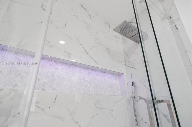 Building Photo - 174 Satin Leaf Dr