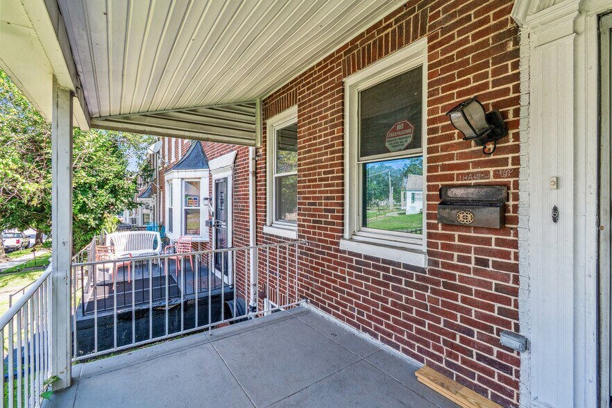 Building Photo - 3420 Erdman Ave