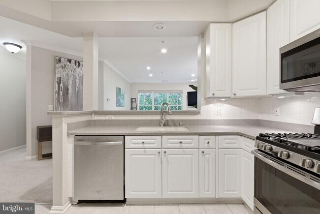 Building Photo - 6610 Netties Ln