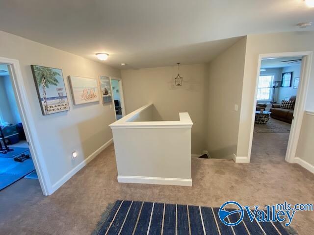 Building Photo - 2112 S Meadows Dr