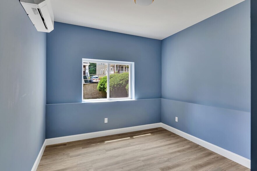 Building Photo - 36 Pawling Ave