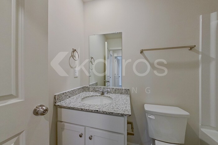 Building Photo - 329 Ironwood Ct