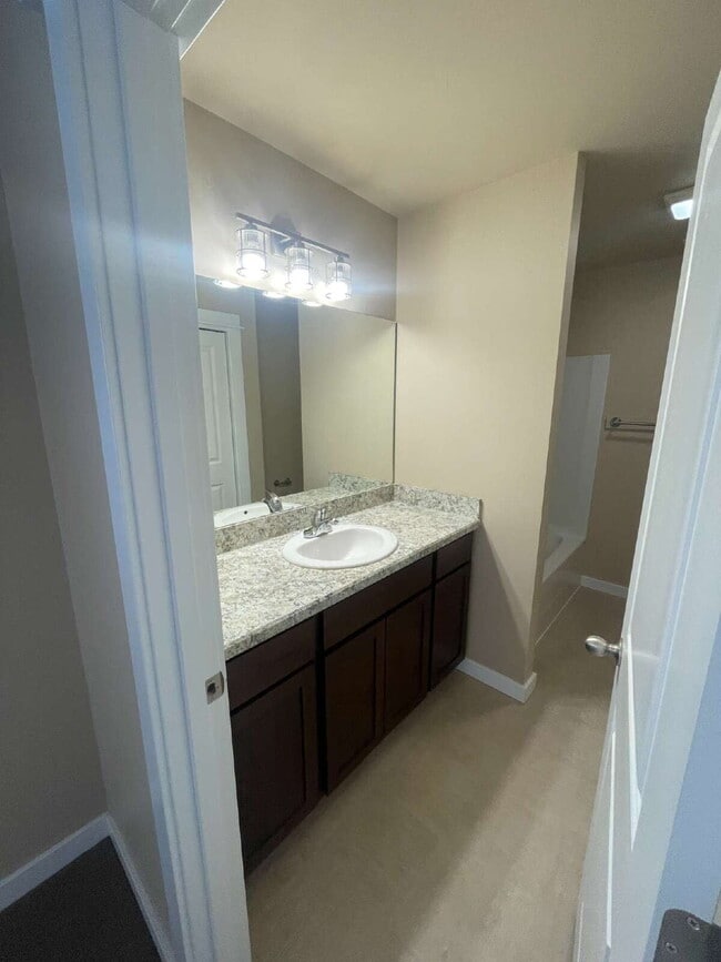 Building Photo - 4022 Sunstone St