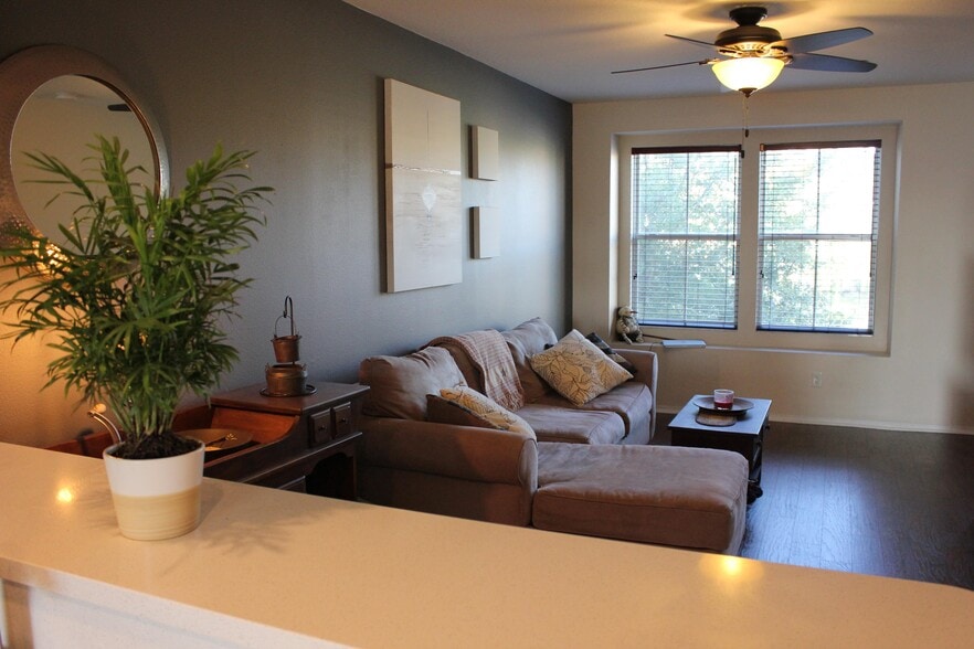 Building Photo - 4822 Tuscan Loon Drive