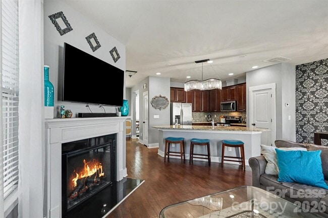 Building Photo - 3835 Willow Green Pl