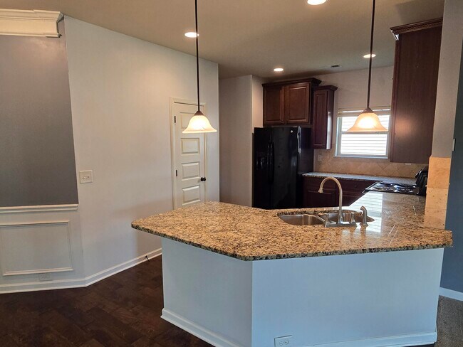 Building Photo - 4416 Grove Landing Dr