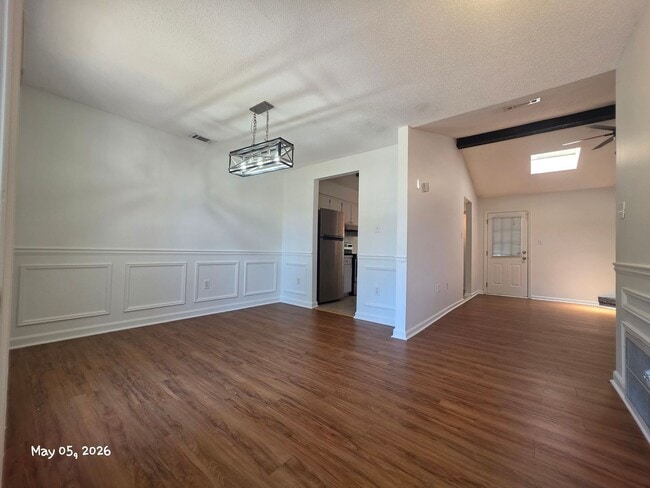 Building Photo - 127 Stockbridge Dr