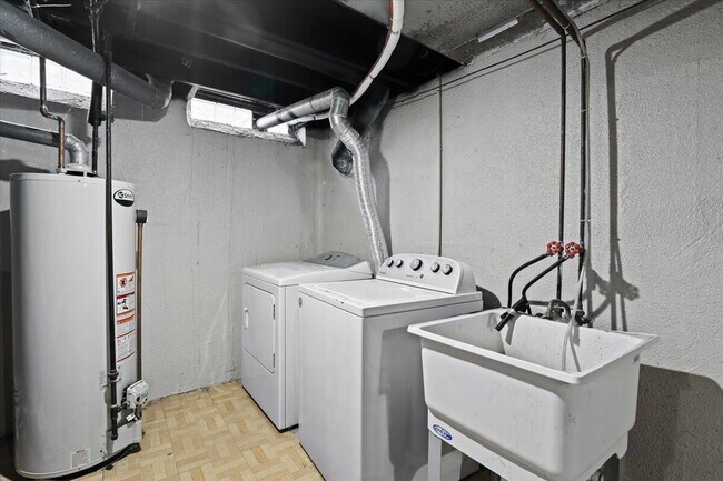 Building Photo - 29945 Everett St