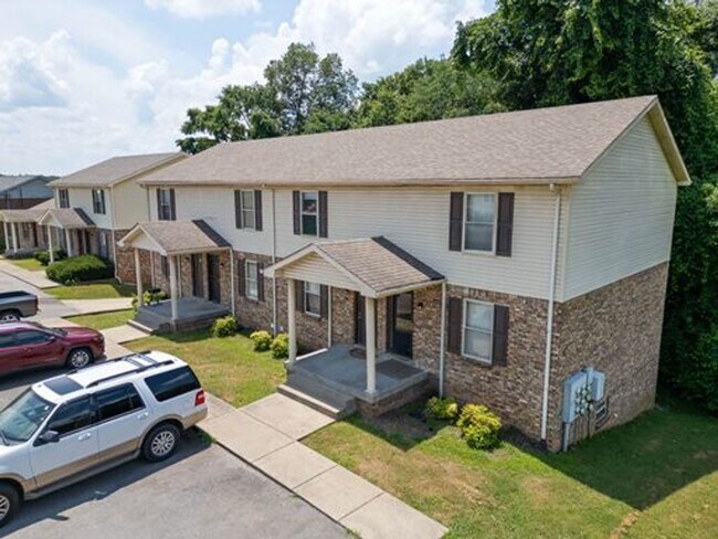 Building Photo - 510 Hietts Lane