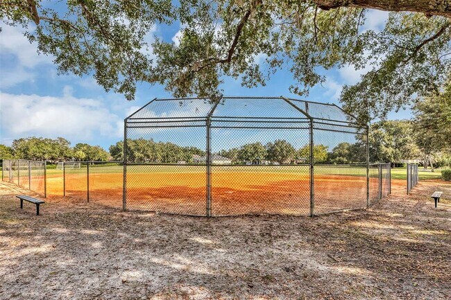 Building Photo - 1816 Cherry Ridge Dr